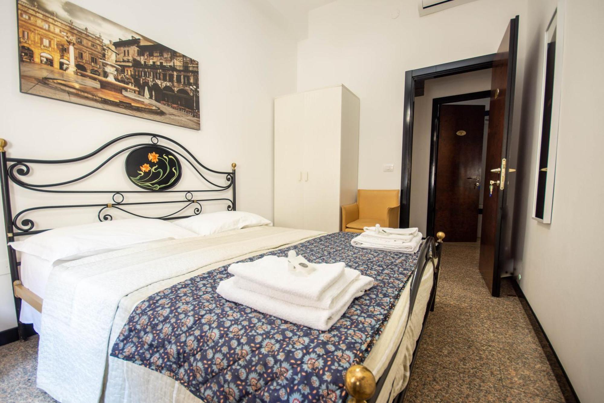 Residenza Bra Rooms Verona Bagian luar foto