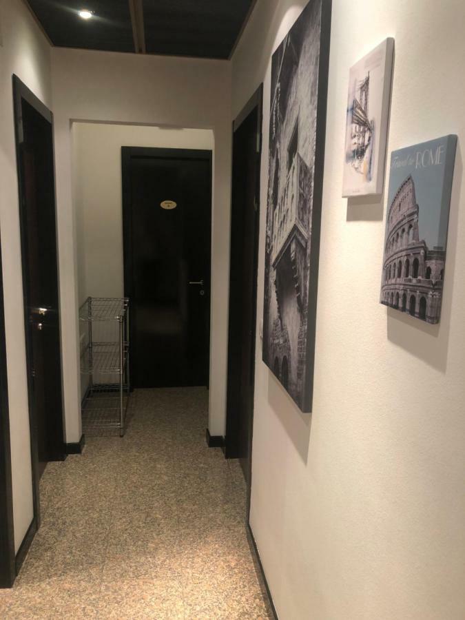 Residenza Bra Rooms Verona Bagian luar foto