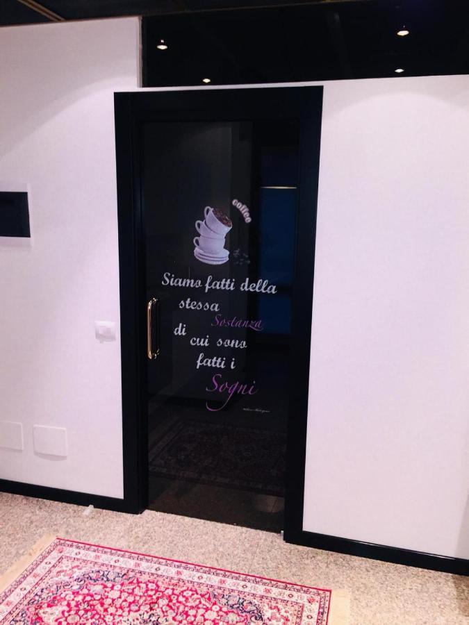 Residenza Bra Rooms Verona Bagian luar foto